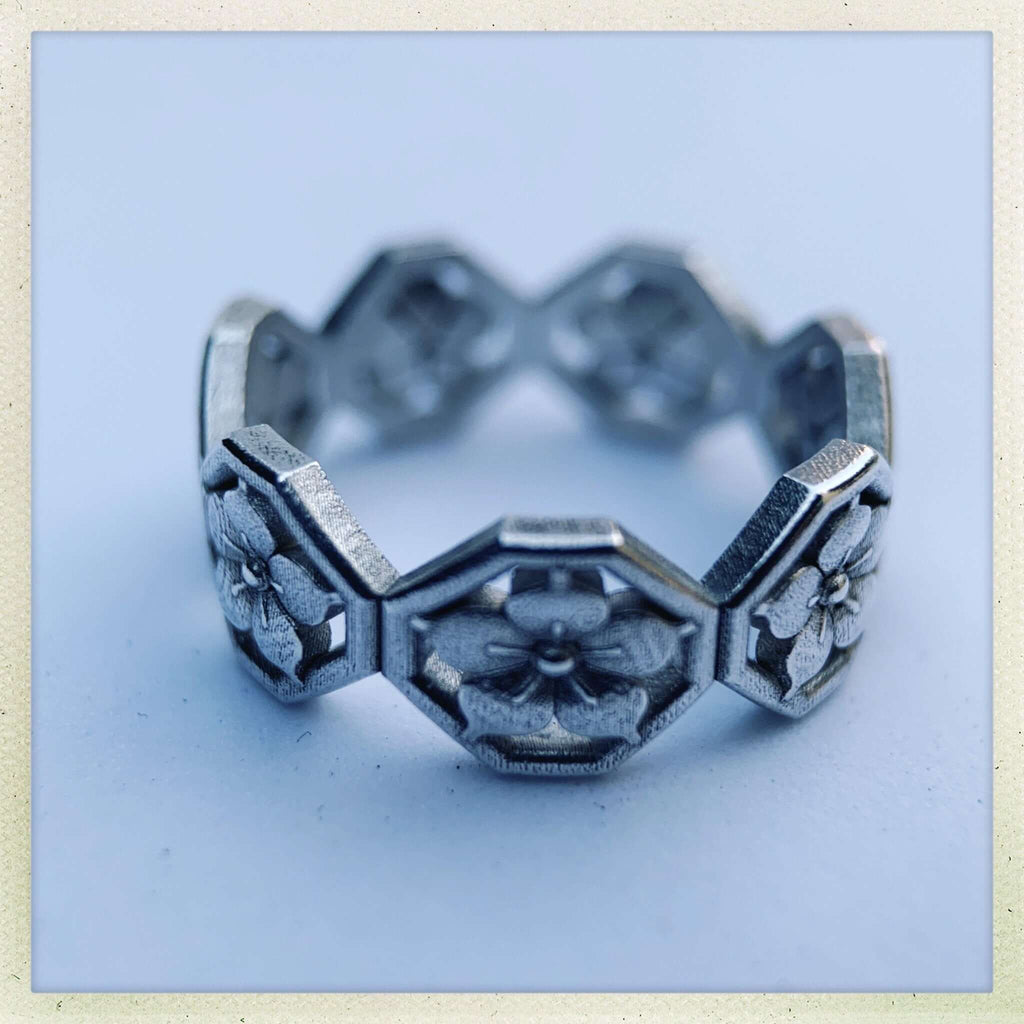 Kamon Ring - Ceeb Wassermann Jewellery